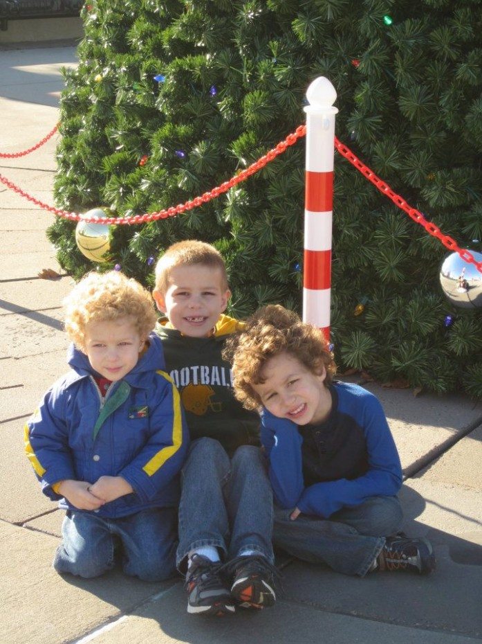 Christmas picture of boys at Adventure Aquarium in Camden NJ