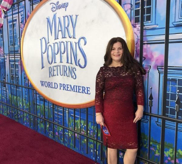 Disney blogger Jennifer Auer is on the red carpet for the Mary Poppins Returns Red Carpet Experience