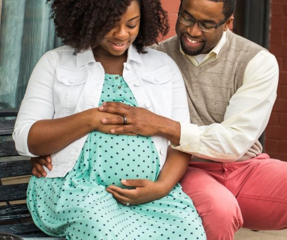 african american pregnant woman with african american man 