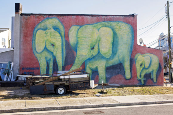 Atlantic-City-mural-Elephants-by-EDWIN-RIVERA-1