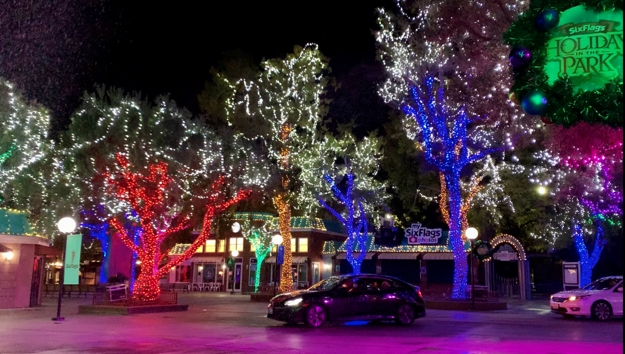 Six-Flags-Great-Adventure-drive-thru-Christmas-lights-car-in-the-park