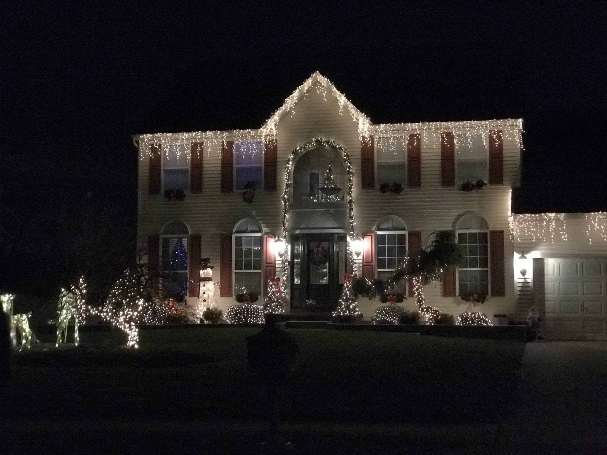 Holiday Displays and Christmas Lights in New Jersey