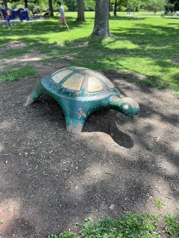 Colonial Park in Somerset NJ turtle sculpture