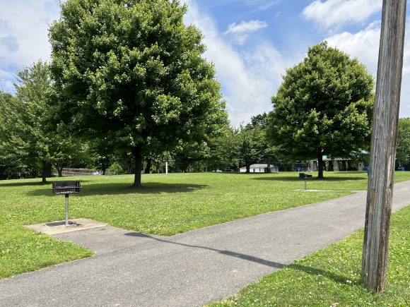 Walter's Park walking paths in Phillipsburg NJ