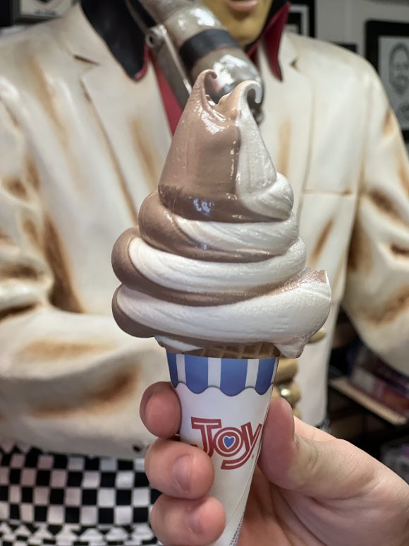 Cool Scoops Ice Cream Parior in North Wildwood ice cream cones
