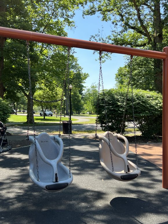 SWINGS 2 accessible at Mindowaskin Park Playground in Westfield NJ