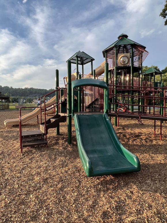 Warren Municipal Park Playground in Warren NJ SLIDE Green wide slide 1