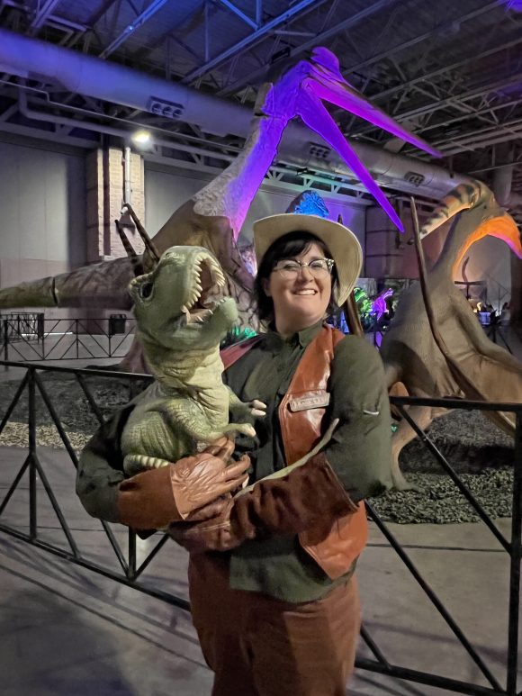 Atlantic City Jurassic Quest Baby dinosaur with dinosaur trainer TALL