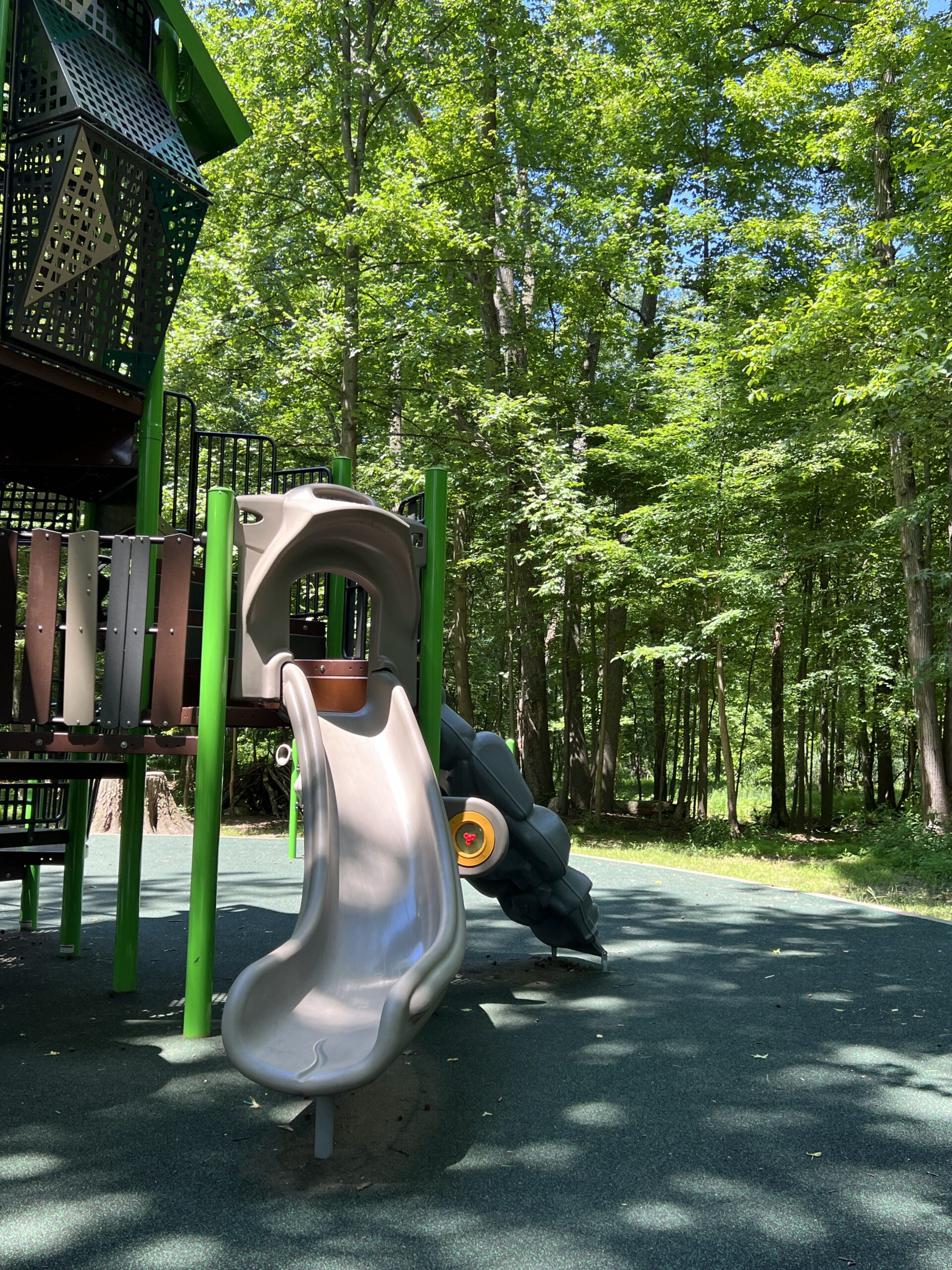 Nomahegan Park Playground in Cranford NJ - Large structure - SLIDE open straight slide