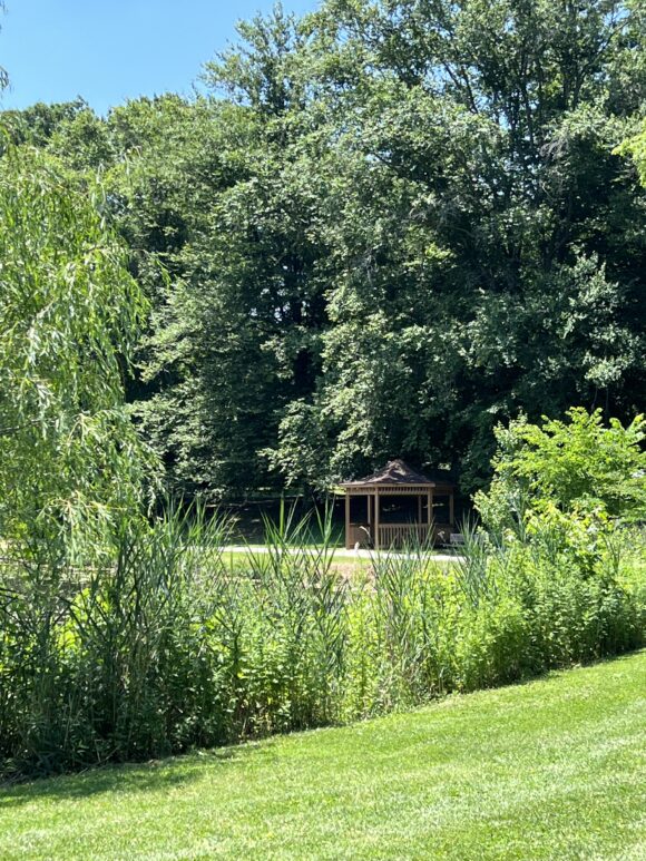 Nomahegan Park in Cranford NJ - Extras - gazebo