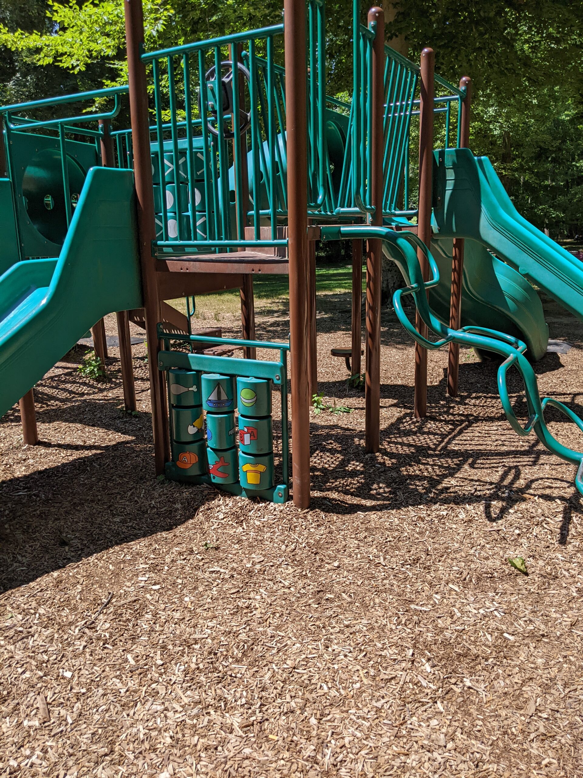 Children's Park Playground at Veteran's Park in Hamilton Township NJ - Accessible - ground level play on green playground