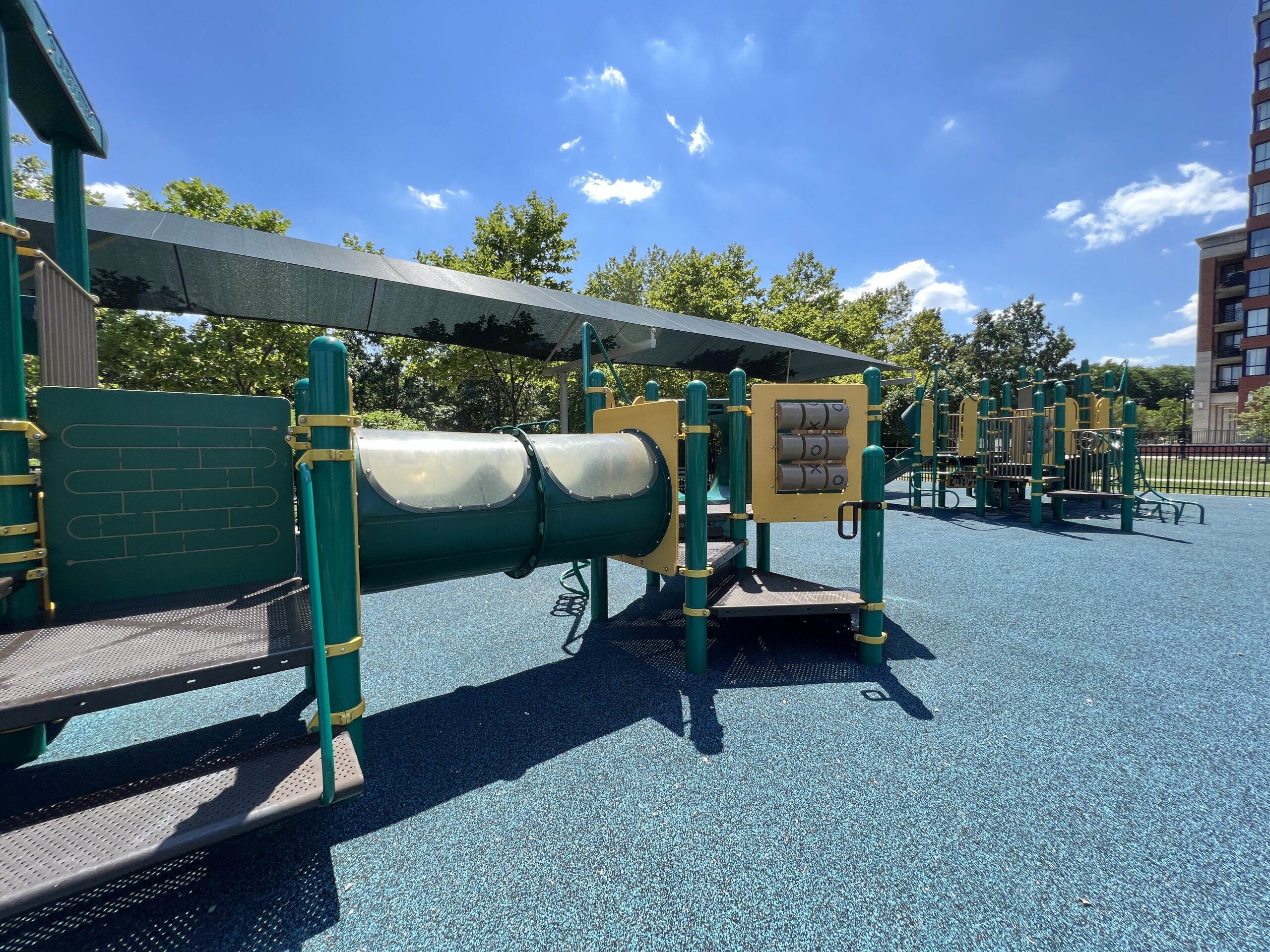 Maxwell Place Park Playground in Hoboken NJ - FEATURES - tunnel and tic tac toe board