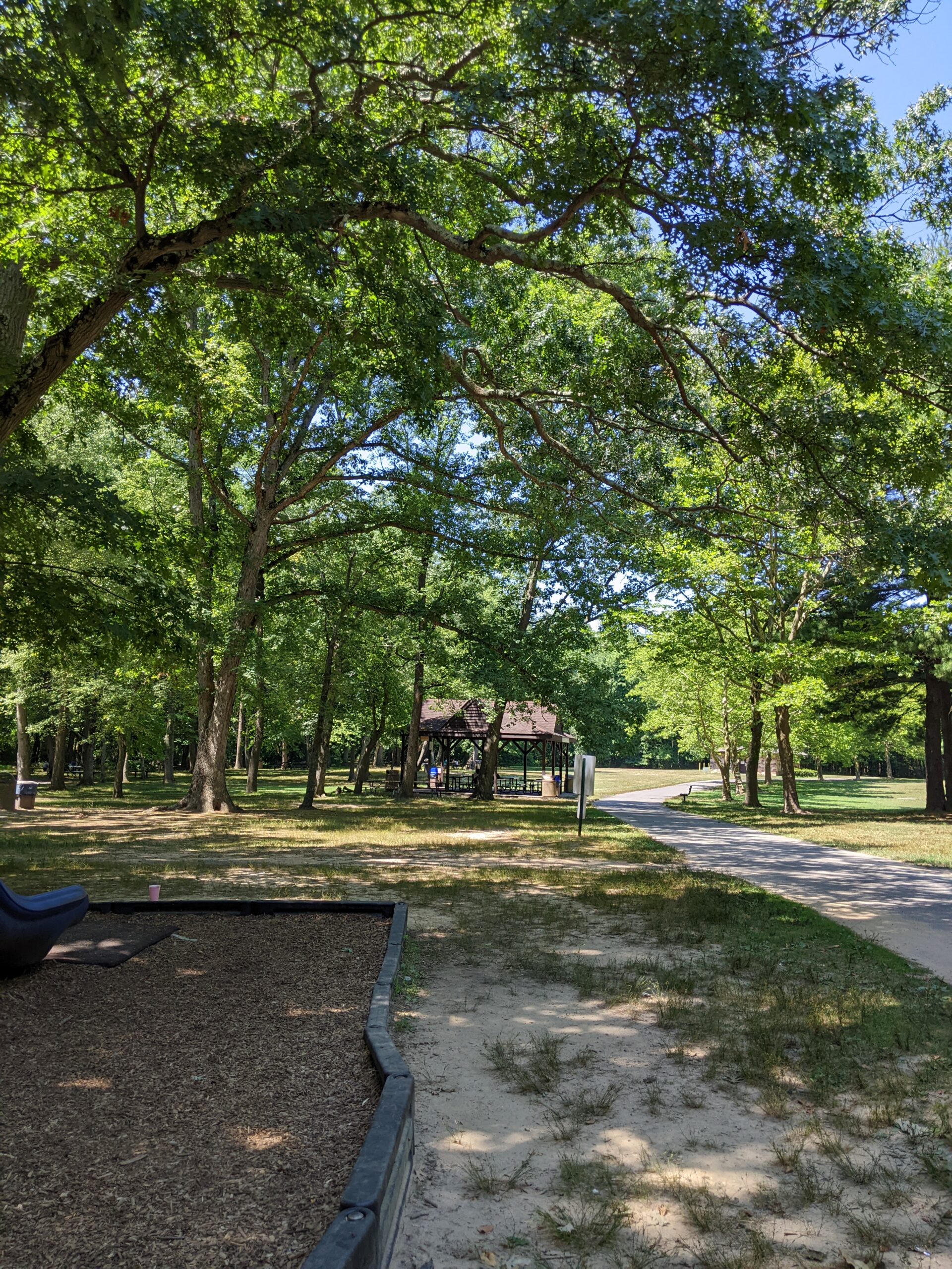 Veteran's Park in Hamilton Township NJ - Extras - shady walking path