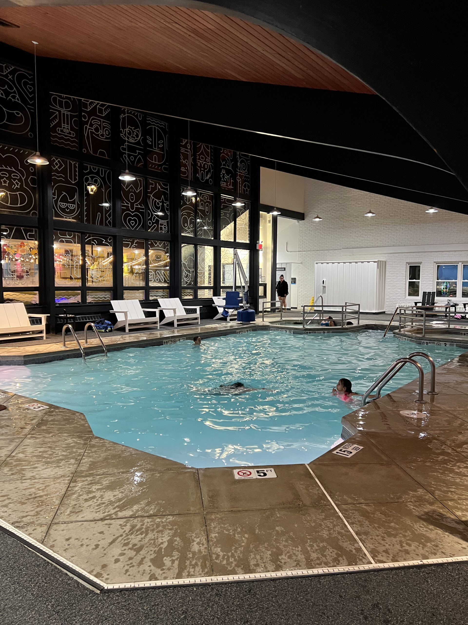 Main indoor pool at Cartoon Network Hotel in Lancaster