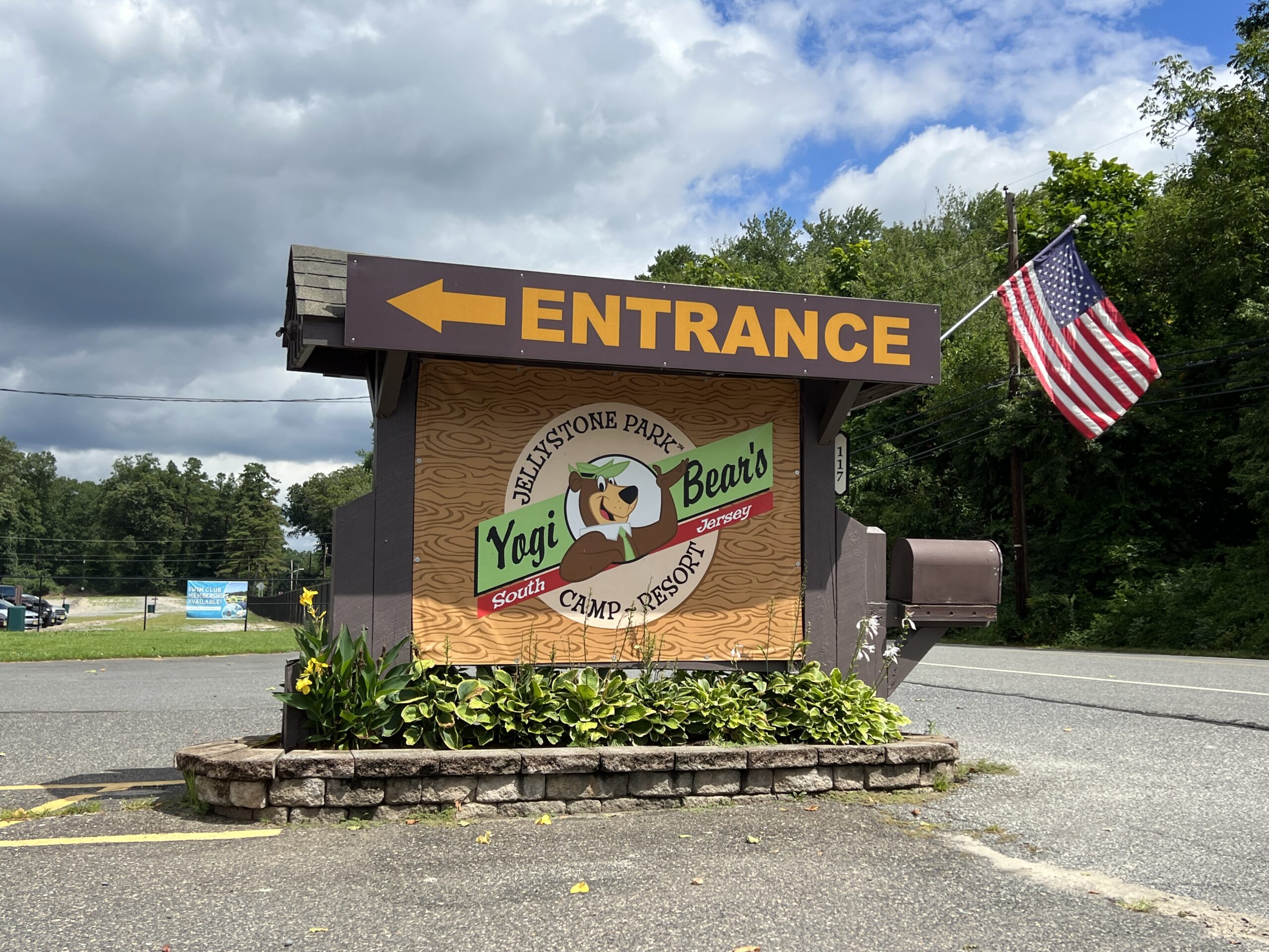 Yogi Bears Jellystone Park Camp Resort South Jersey entrance sign WIDE Image