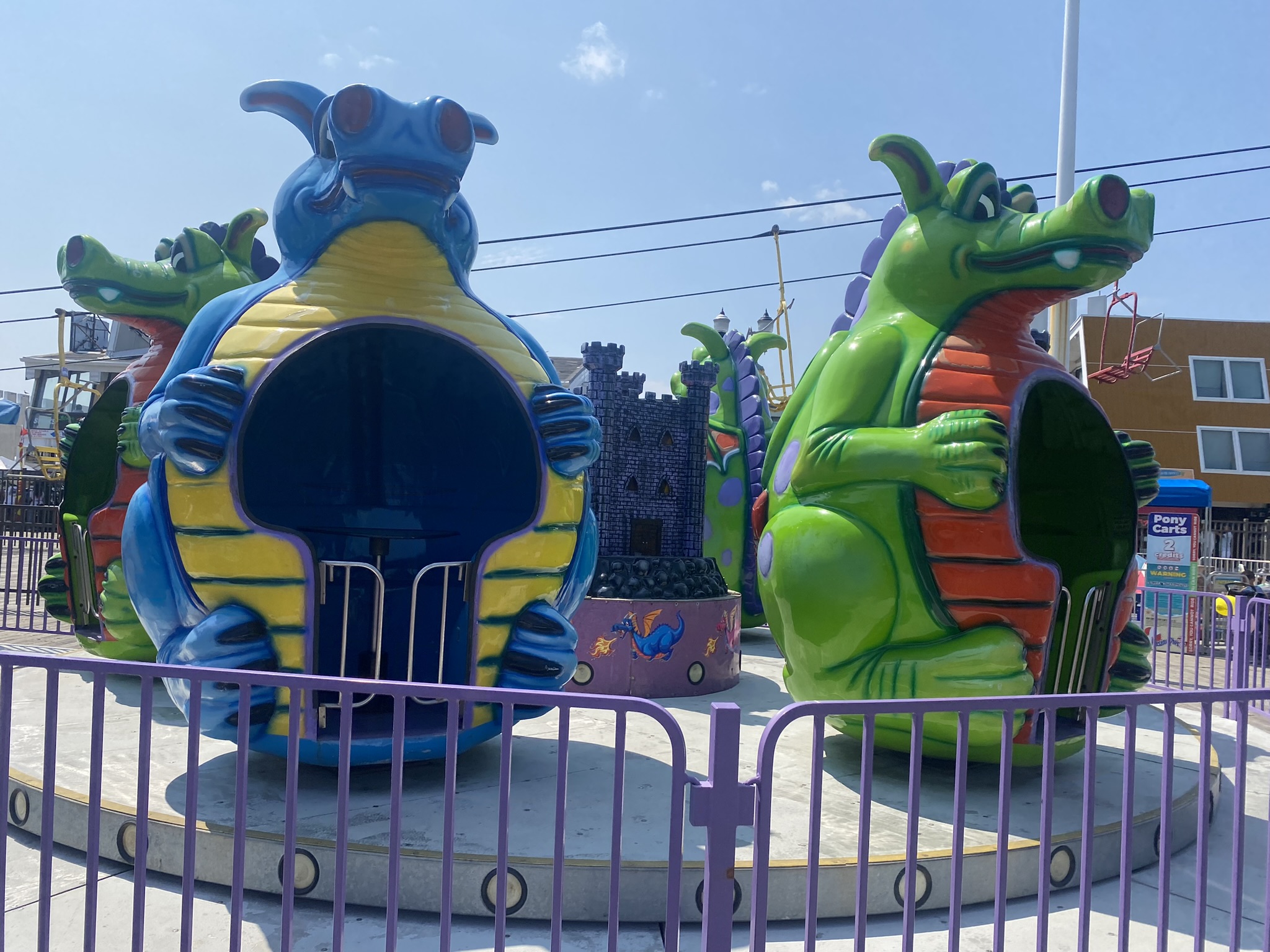 dizzy dragons at Casino Pier amusement park in Seaside Heights NJ